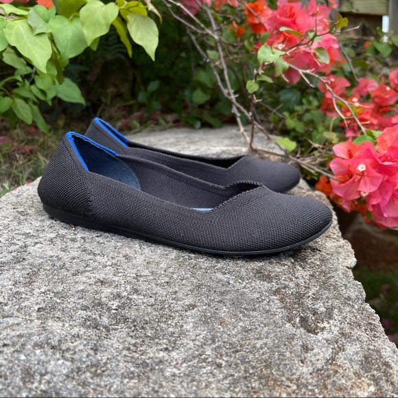 EUC Rothy’s Flats in Black 6.5 - Picture 5 of 9